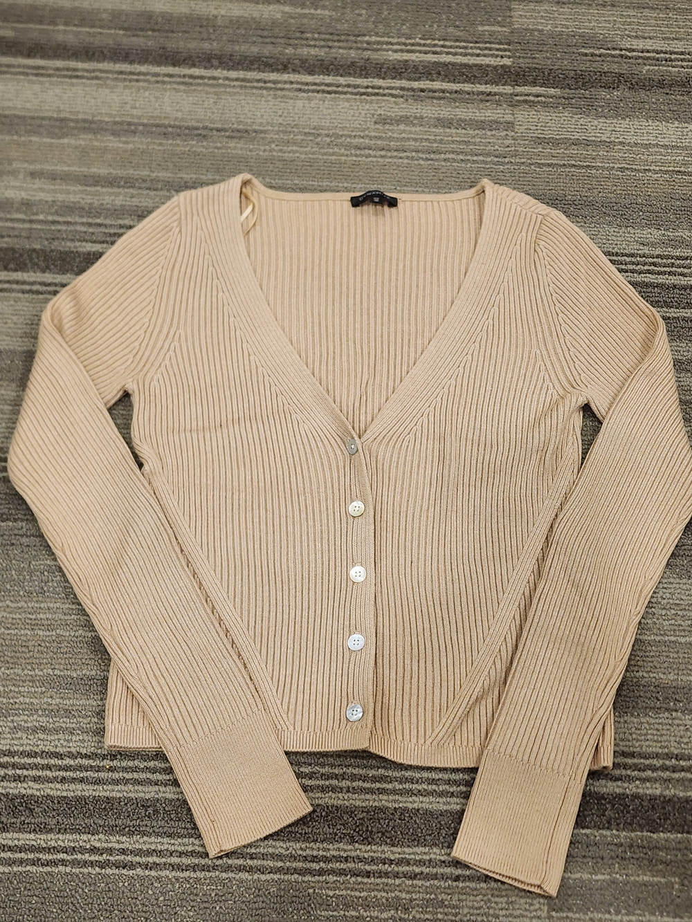 Dynamite Tan Ribbed V-Neck Button Cardigan - Picture 4 of 10